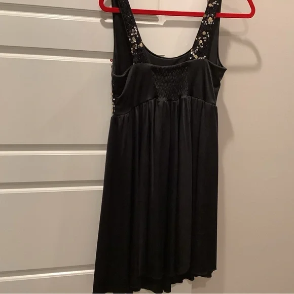 Little Black Dress - Picture 3 of 4